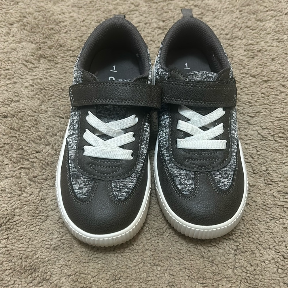 Carters boys shoes size 1